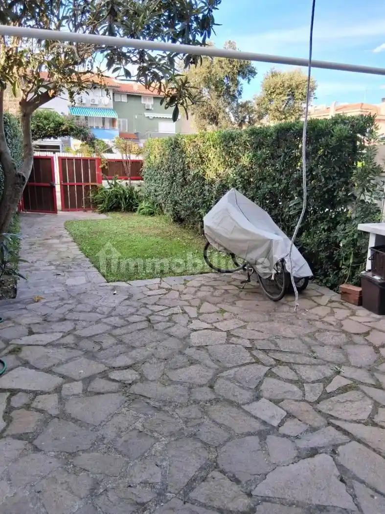 Villetta a schiera in vendita a Fiumicino