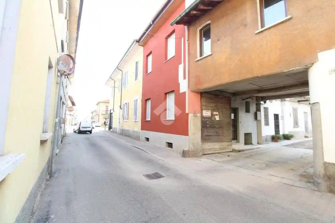 Rustico - Casale in vendita a Magenta