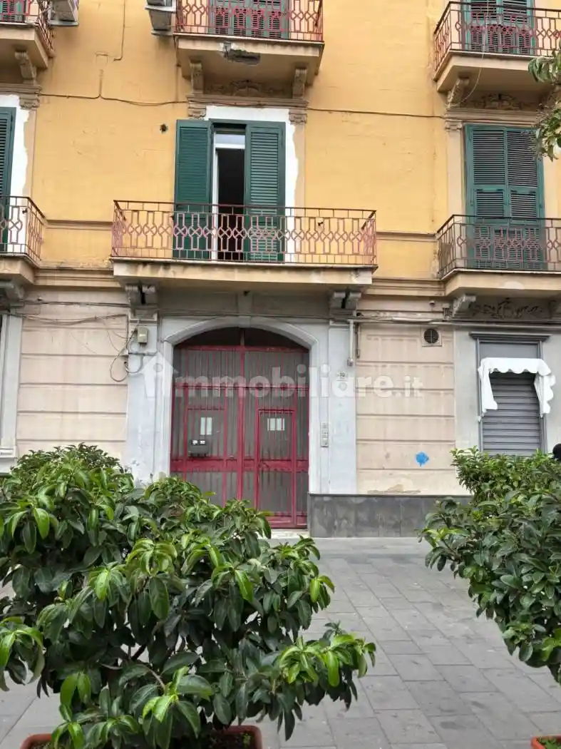Appartamento in vendita a Napoli
