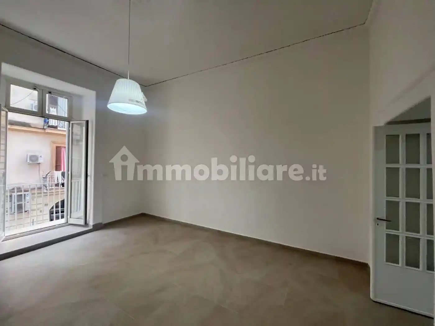 Appartamento in affitto a Napoli