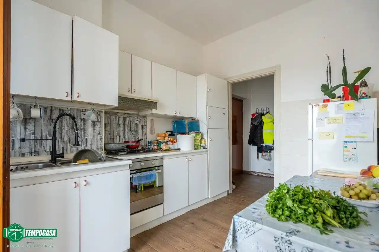 Appartamento in vendita a Besana in Brianza