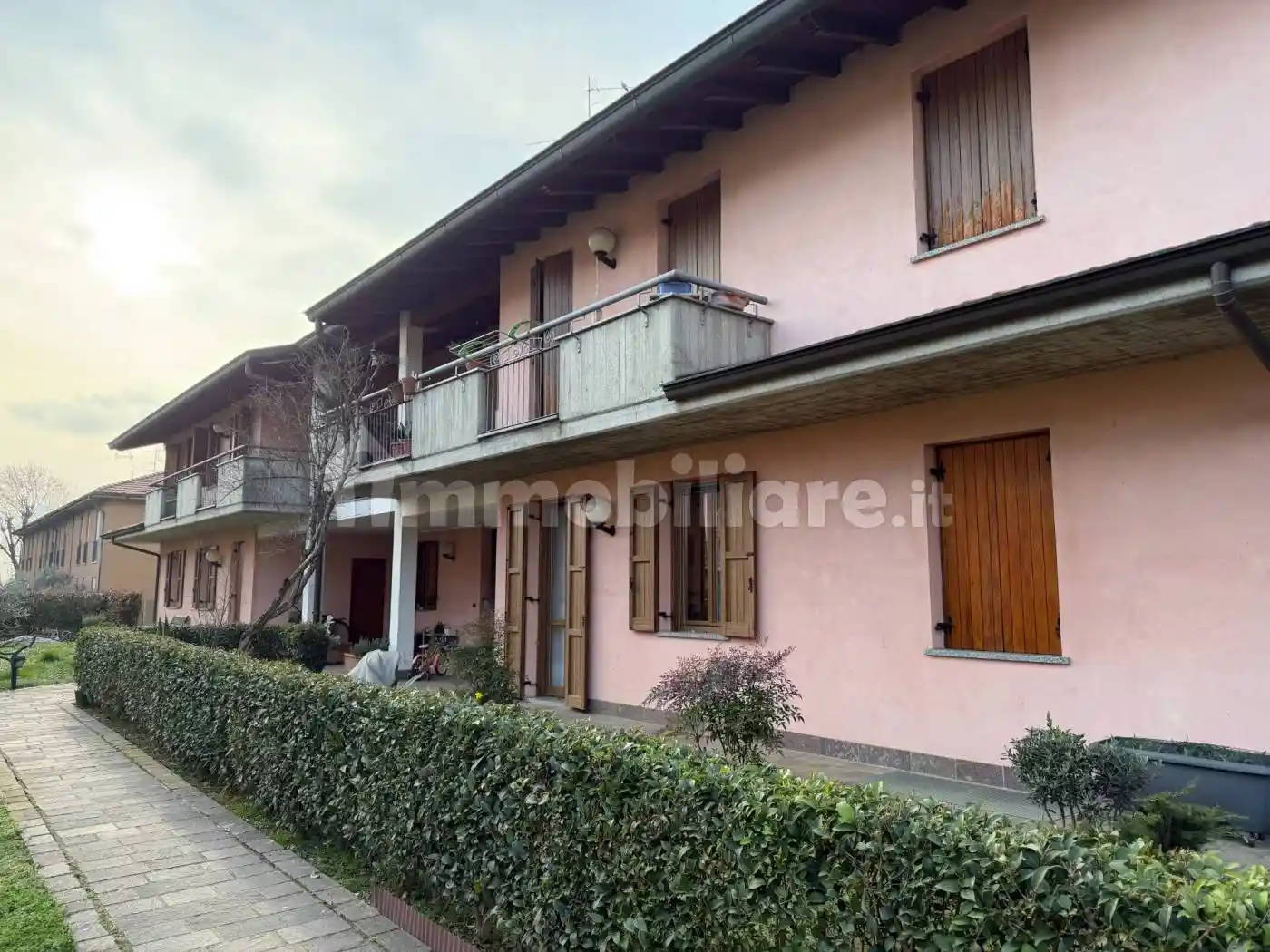 Appartamento in vendita a Trezzano Rosa