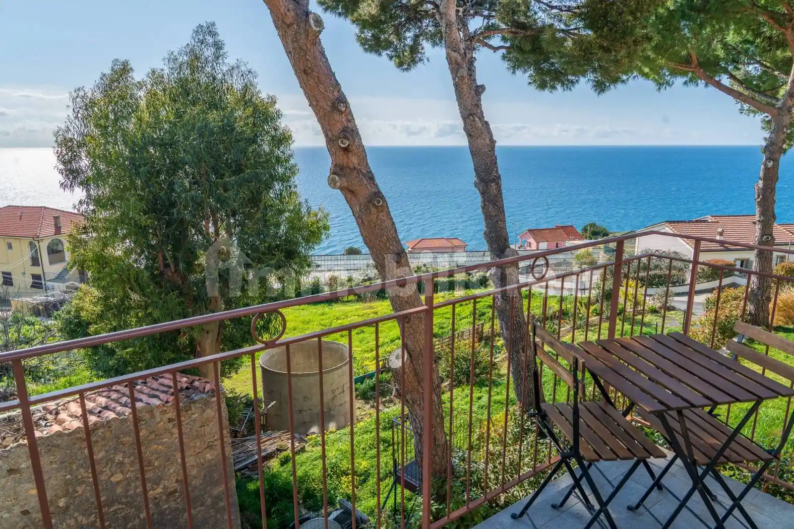 Appartamento in vendita a Cipressa