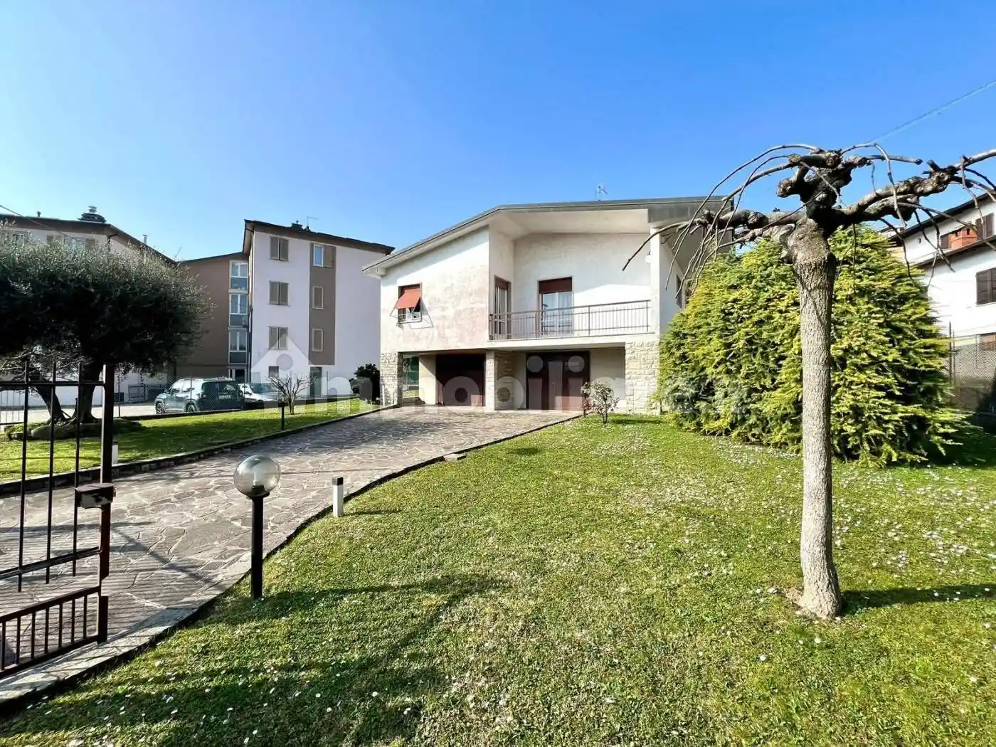 Villa in vendita a Trescore Balneario