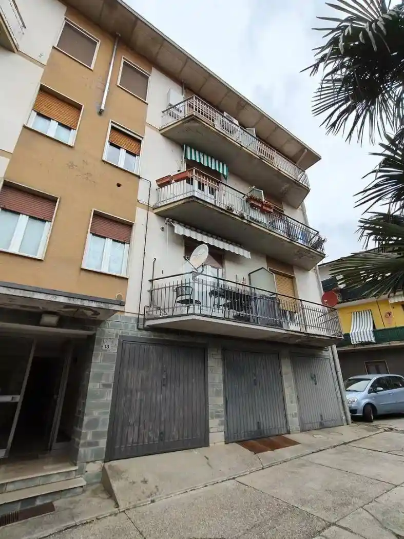 Appartamento in vendita a Saltrio