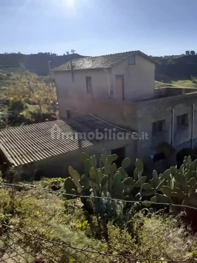 Rustico - Casale in vendita a San Cataldo
