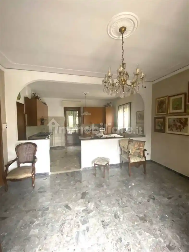 Casa indipendente in vendita a Selvazzano Dentro