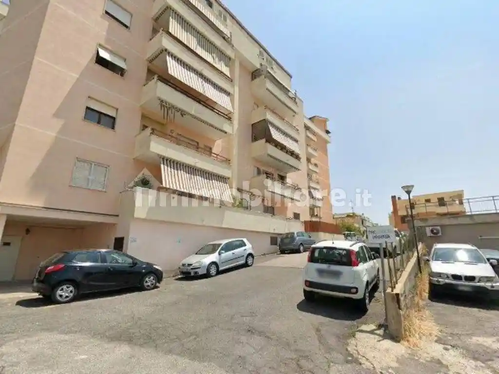Appartamento in vendita a Civitavecchia