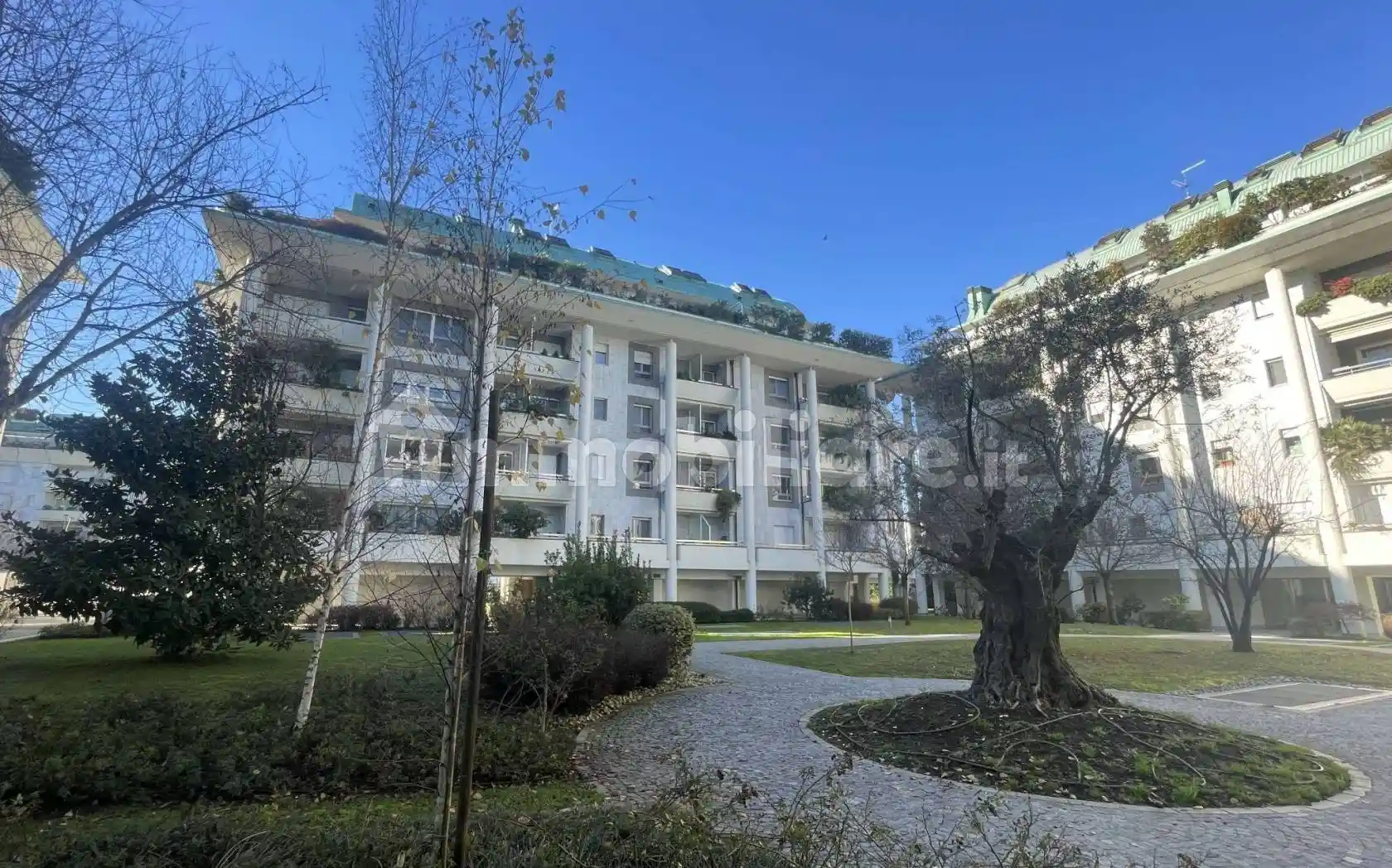 Appartamento in vendita a Legnano