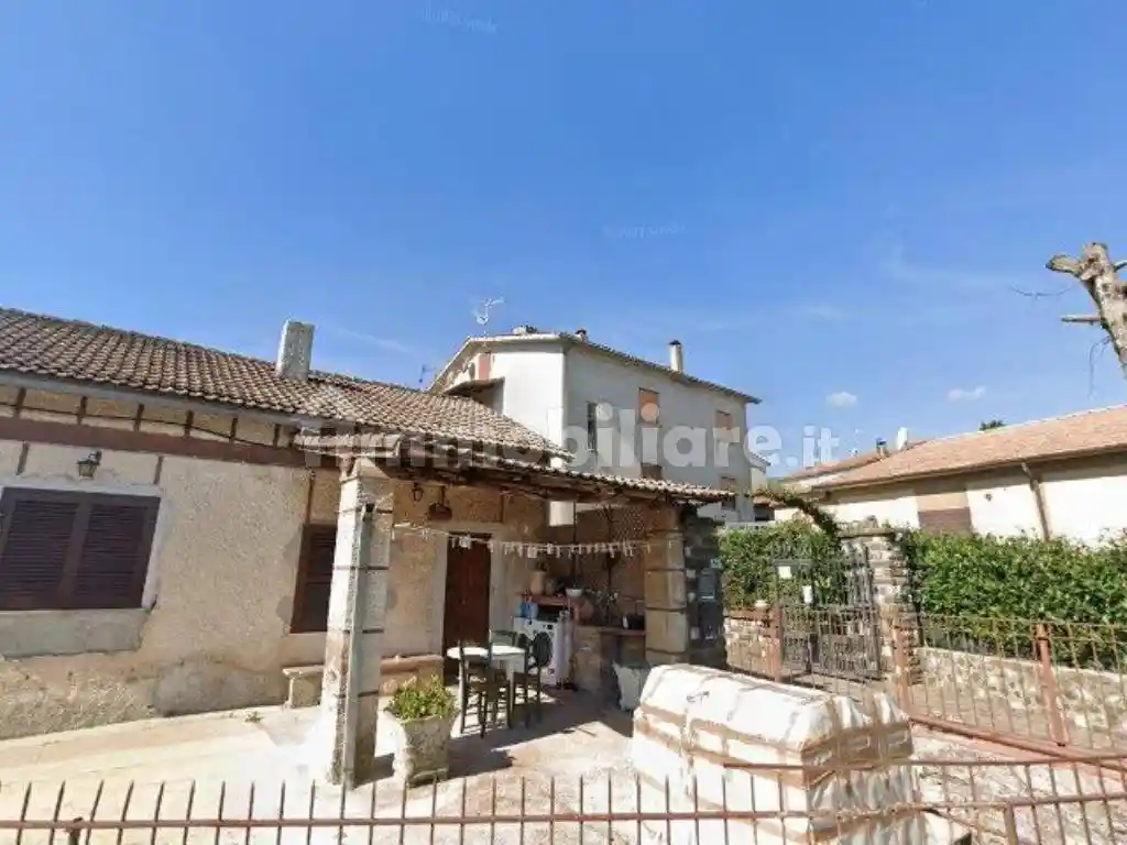 Appartamento in vendita a Lariano