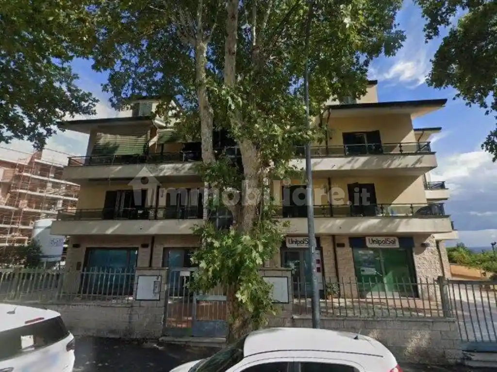 Appartamento in vendita a Guidonia Montecelio