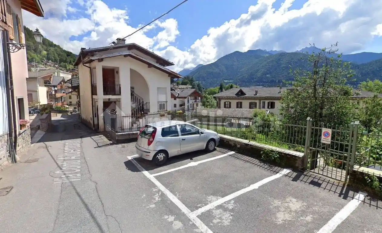 Casa indipendente in vendita a Vilminore di Scalve