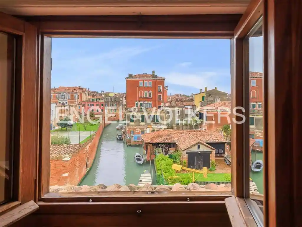 Appartamento in vendita a Venezia