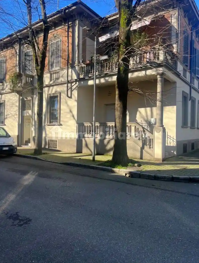 Appartamento in vendita a Piacenza