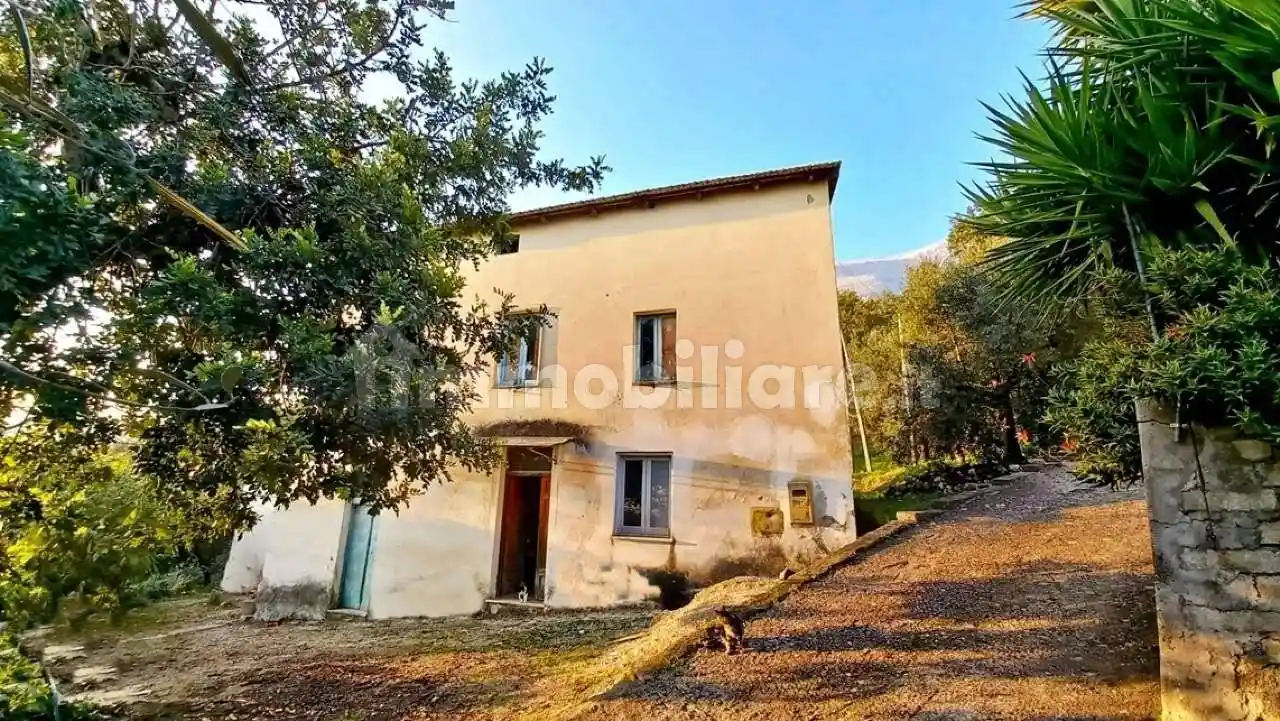 Rustico - Casale in vendita a Formia