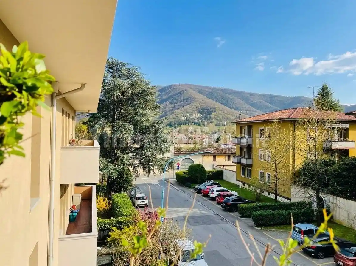 Appartamento in vendita a Brescia