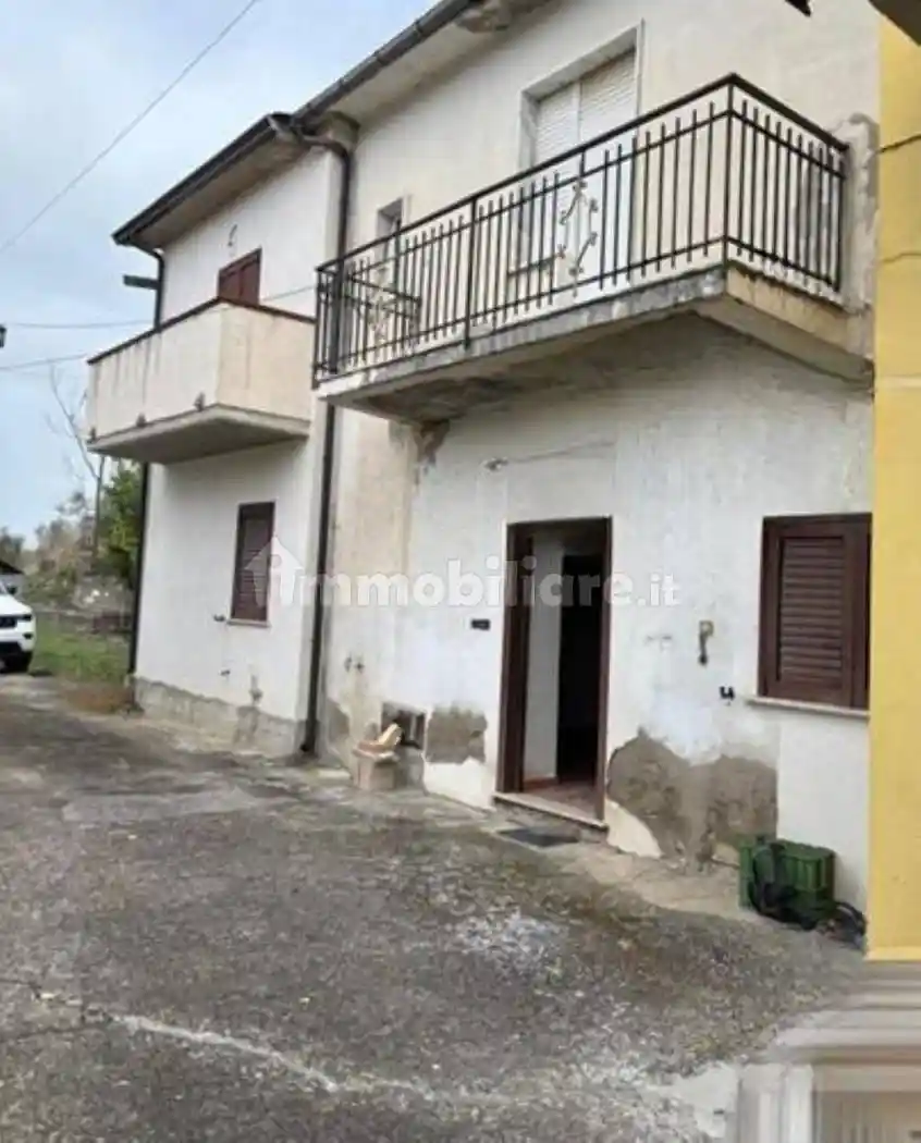 Appartamento in vendita a San Sossio Baronia