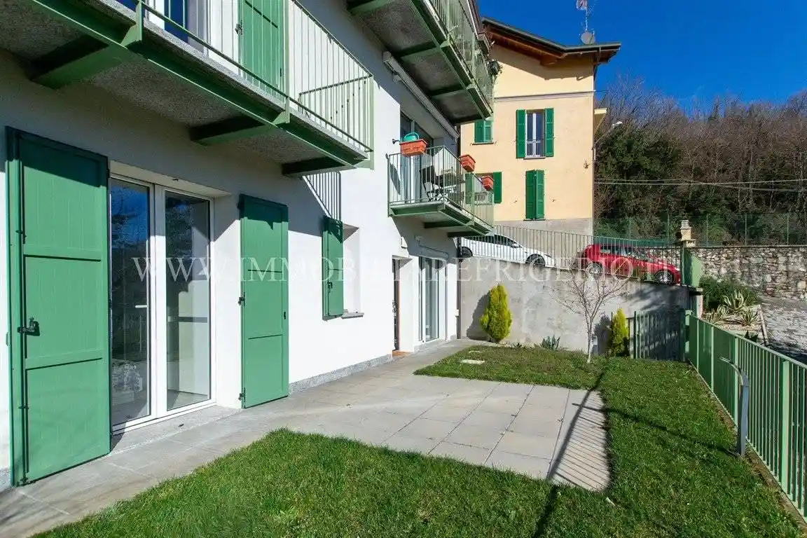 Appartamento in vendita a Imbersago