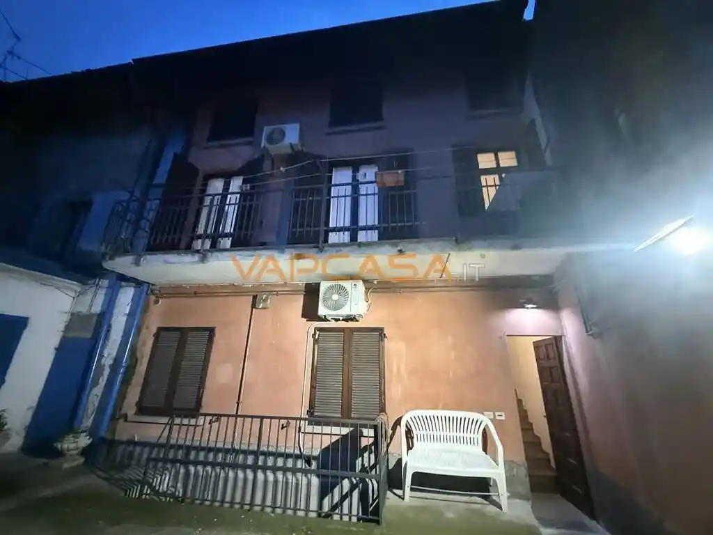 Casa indipendente in vendita a Calcio