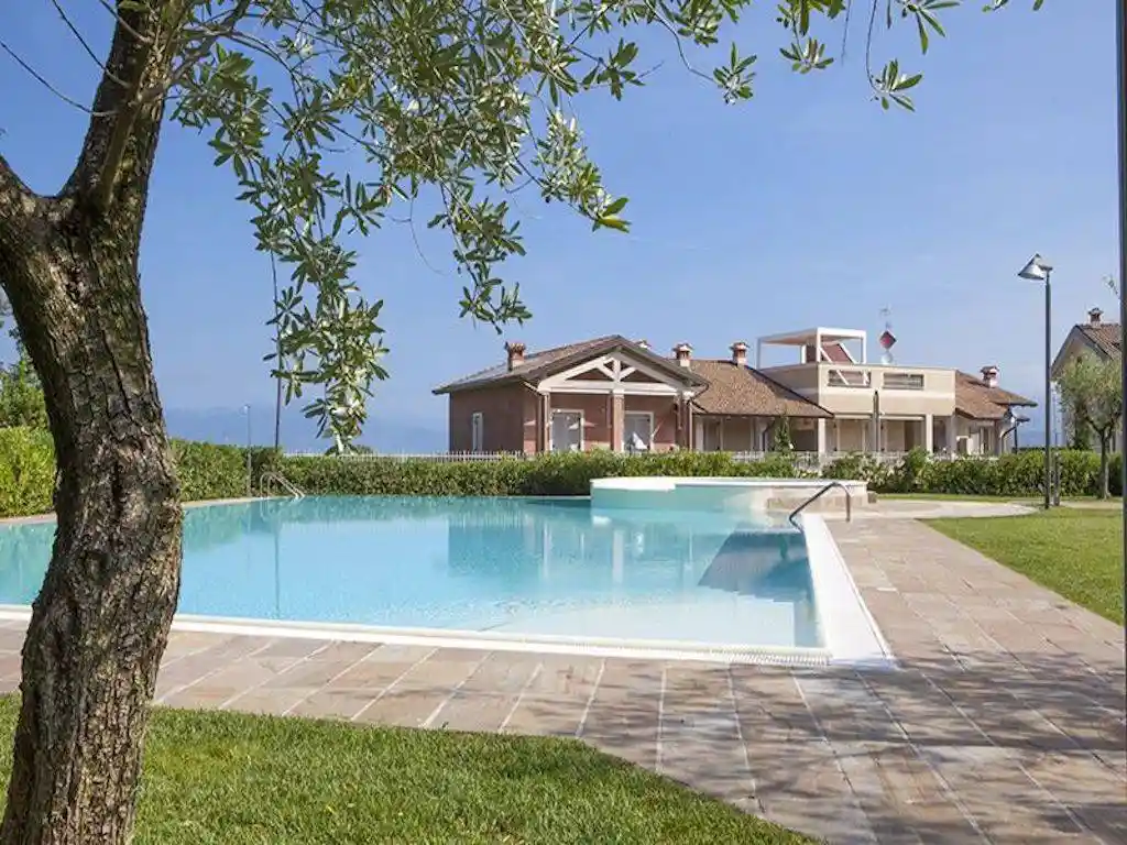 Appartamento in affitto a Peschiera del Garda