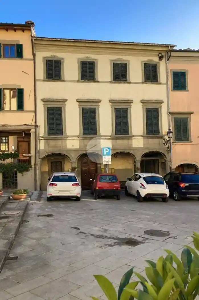 Palazzo - Edificio in vendita a Pratovecchio e Stia