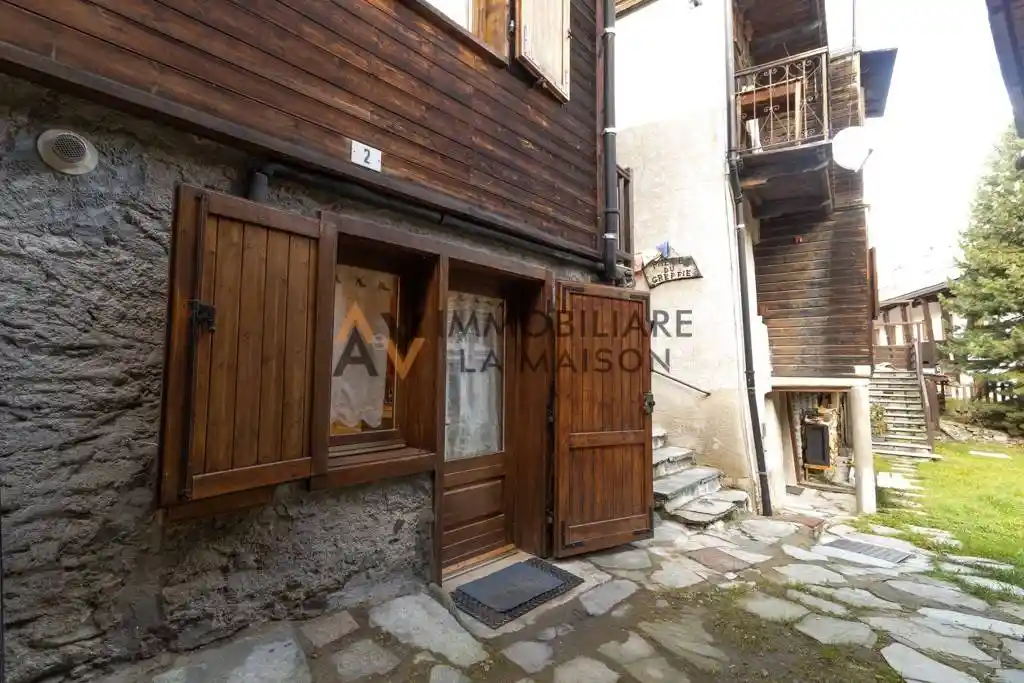 Appartamento in affitto a Ayas