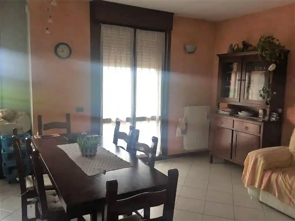 Appartamento in vendita a Cadelbosco di Sopra