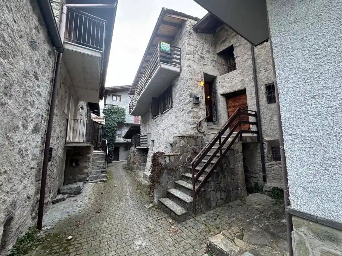 Casa indipendente in vendita a Civo