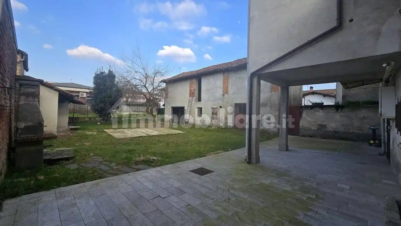 Villa in vendita a Gropello Cairoli