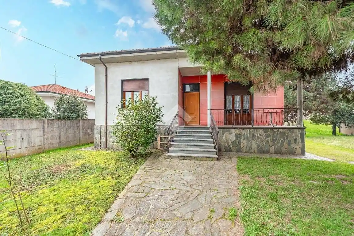 Villa in vendita a Rescaldina