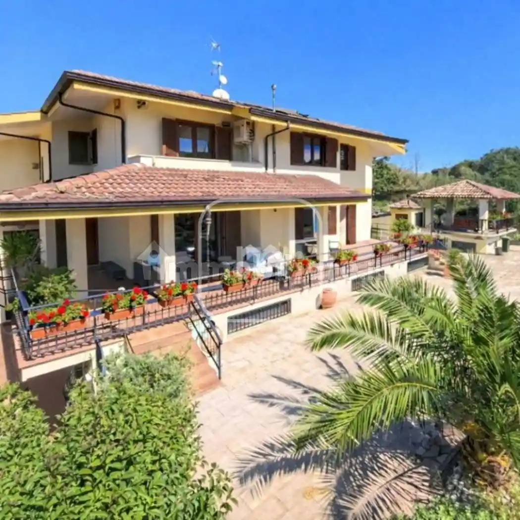 Villa in vendita a Frascati