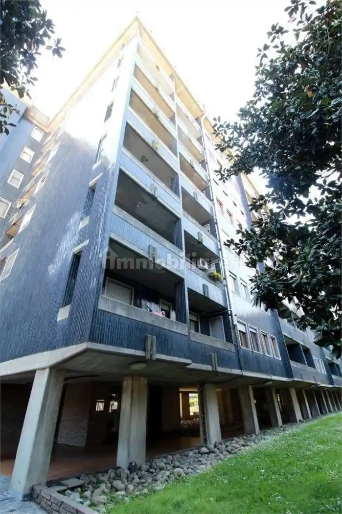 Appartamento in vendita a Novara