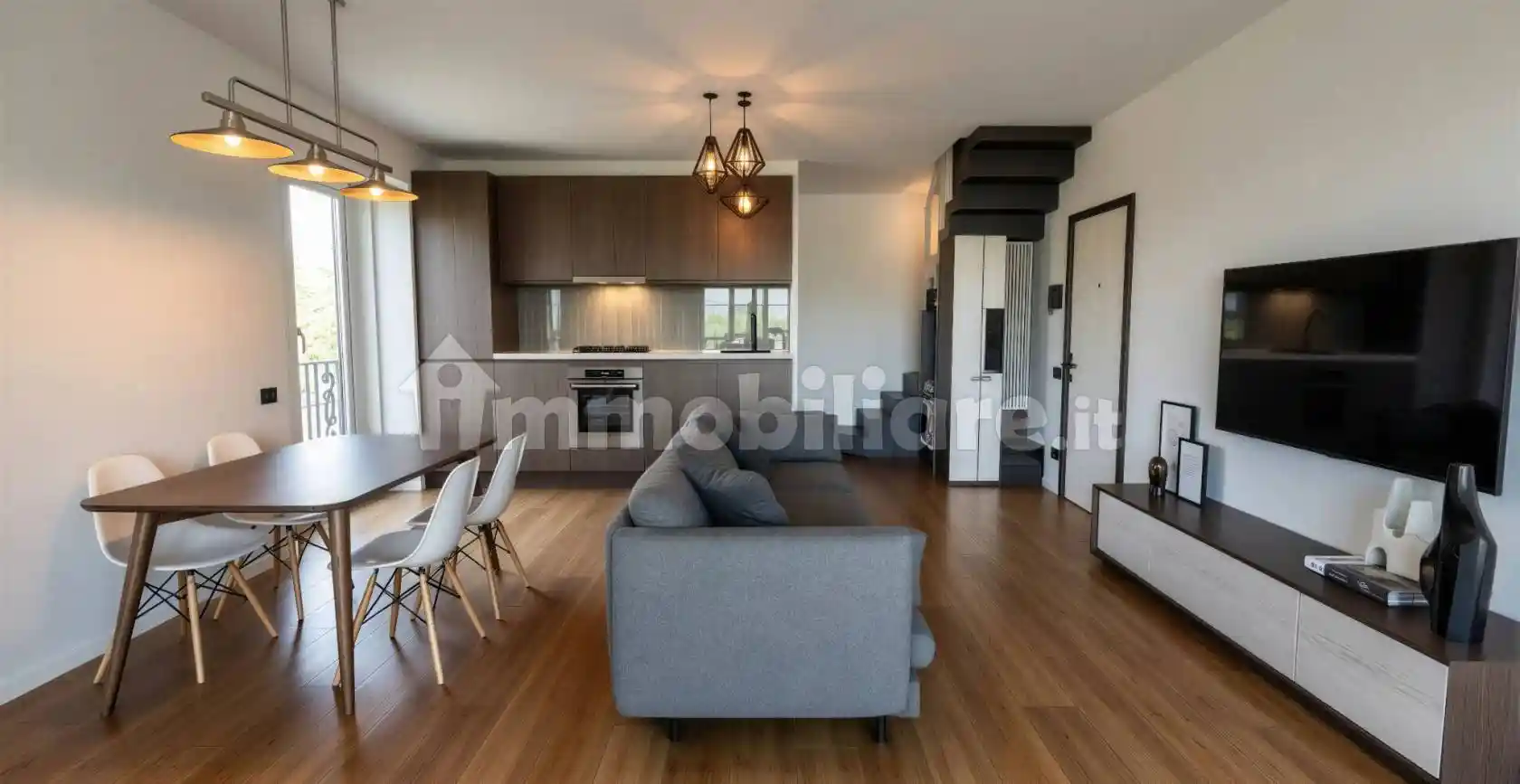 Appartamento in vendita a Napoli