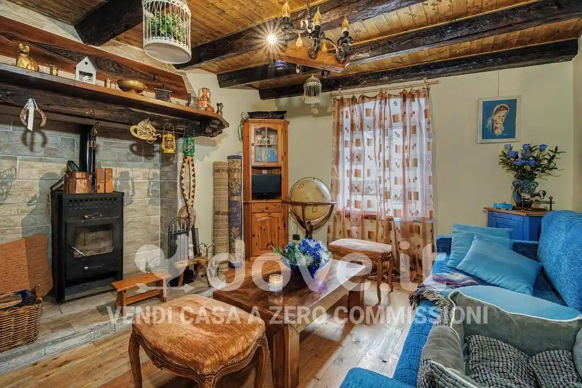 Casa indipendente in vendita a Valvarrone