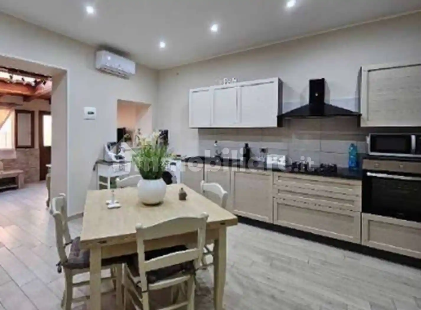 Appartamento in vendita a Palermo