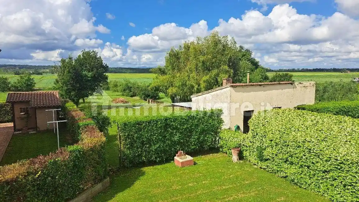 Rustico - Casale in vendita a Pontedera