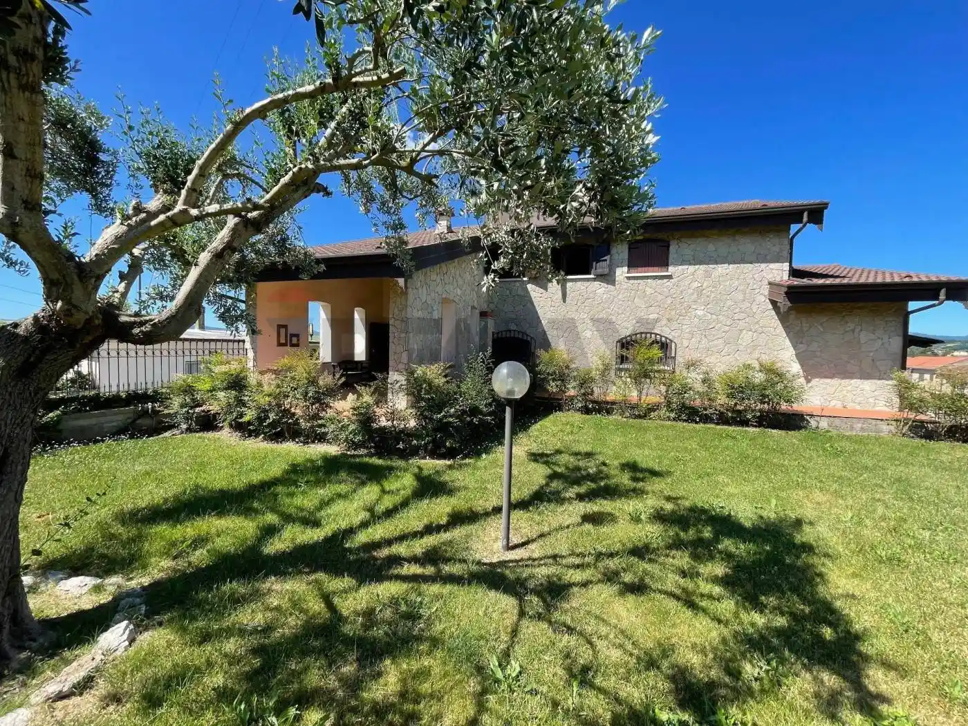 Villa in vendita a Amorosi