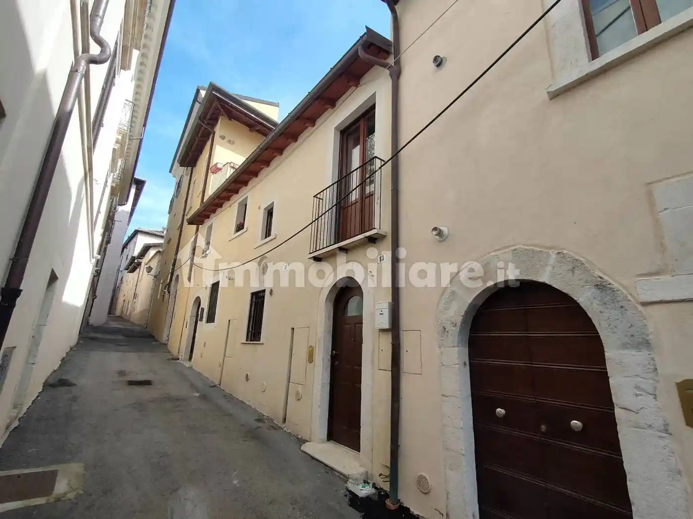 Casa indipendente in affitto a L'Aquila