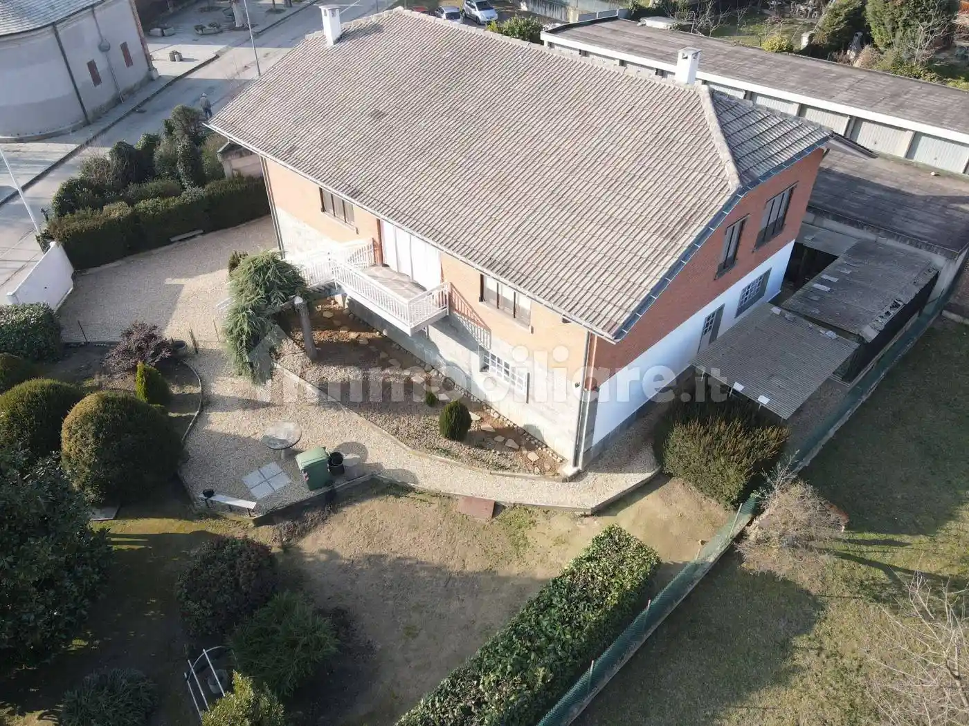 Villa in vendita a Cambiano