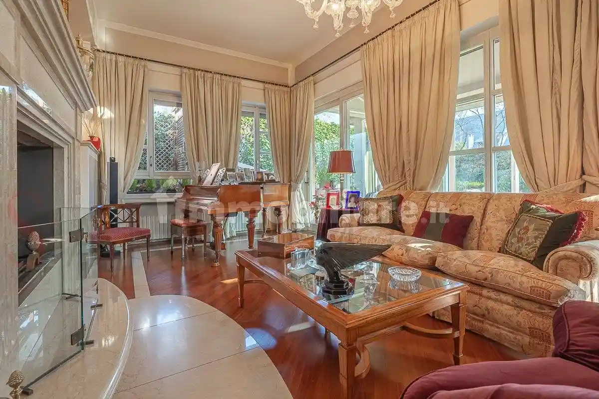 Villa in vendita a Milano