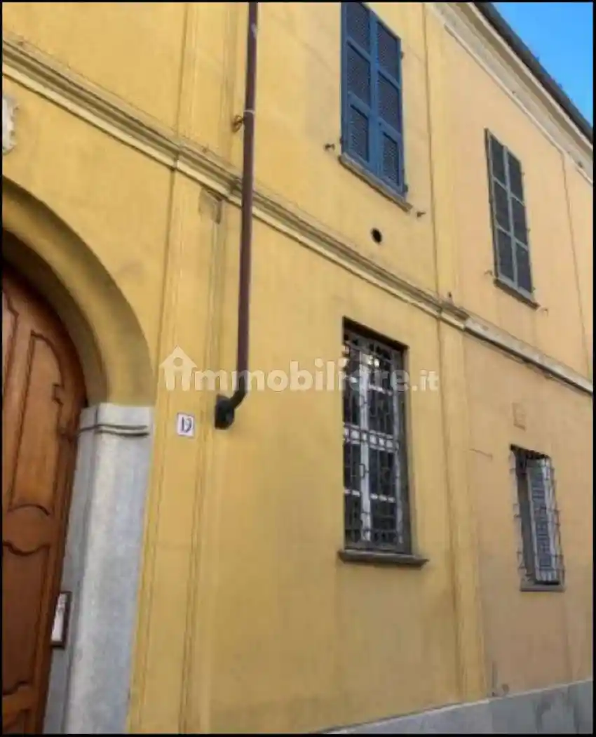 Palazzo - Stabile in vendita a Tortona