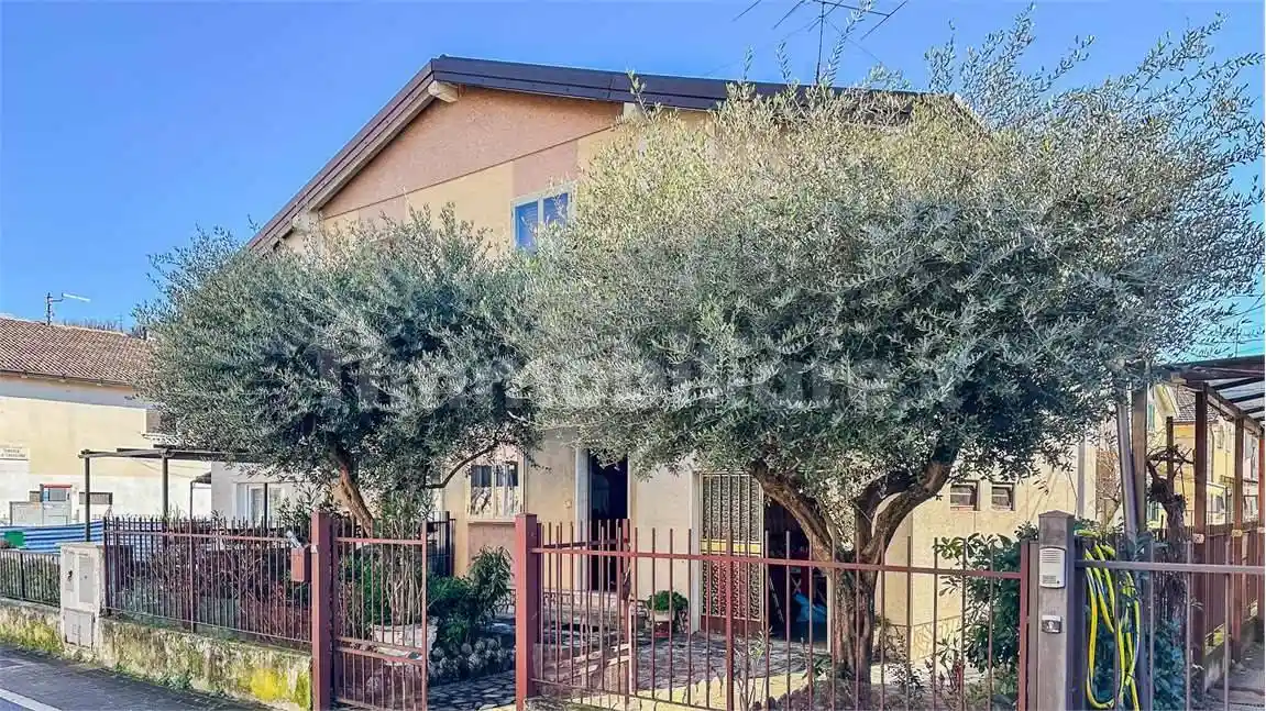 Villa in vendita a Brescia