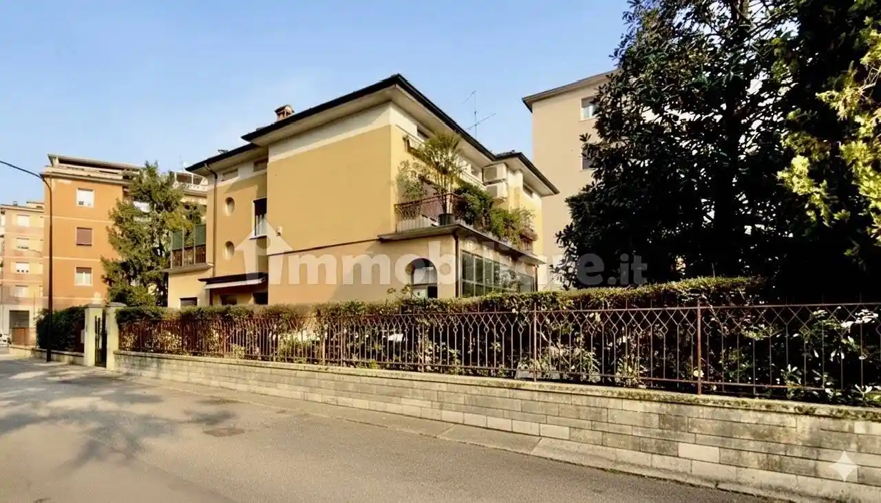 Villa in vendita a Brescia