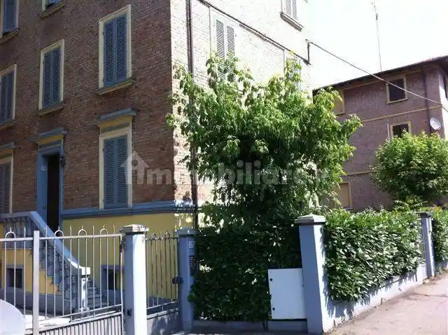 Appartamento in affitto a Modena