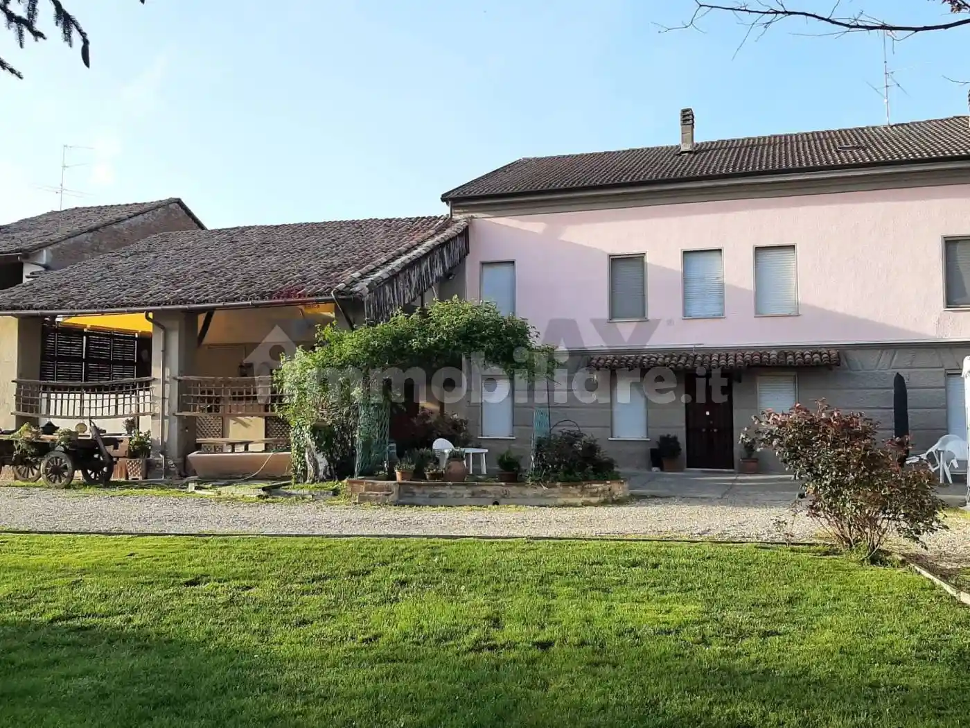 Rustico - Casale in vendita a Alluvioni Piovera