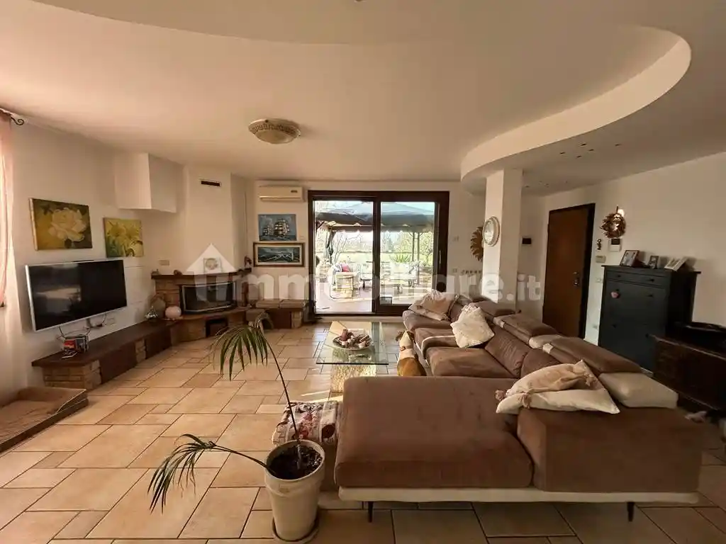 Appartamento in vendita a Zibido San Giacomo