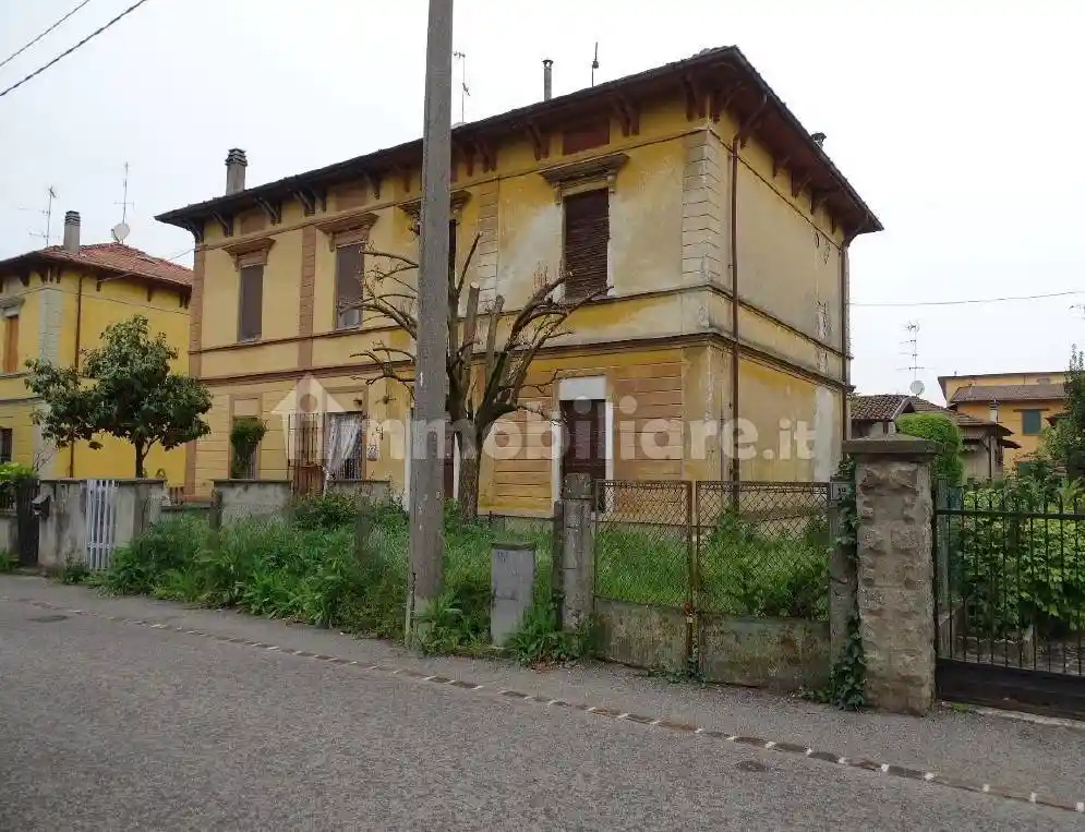 Villa in vendita a Pizzighettone