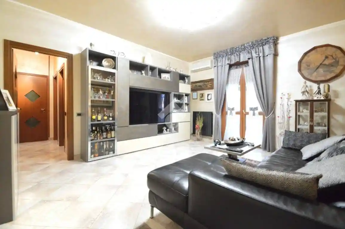 Appartamento in vendita a Monza