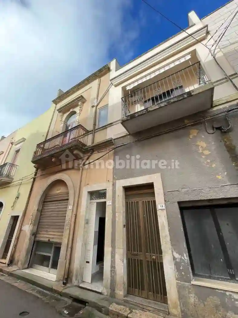 Palazzo - Edificio - foto 2