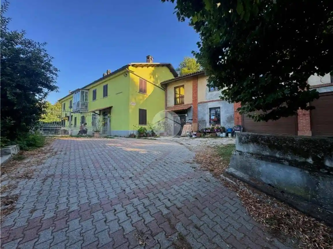 Casa indipendente in vendita a Asti